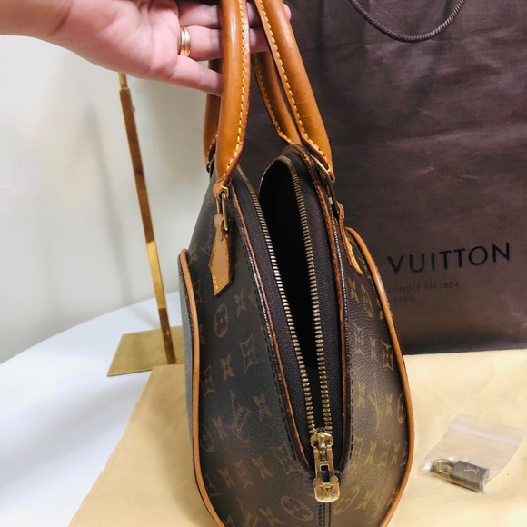 💯Authentic Ellipse PM (Authenticated by poshmark) - Picture 3 of 12